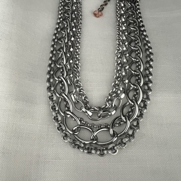 Sabika Necklace - Picture 3 of 3